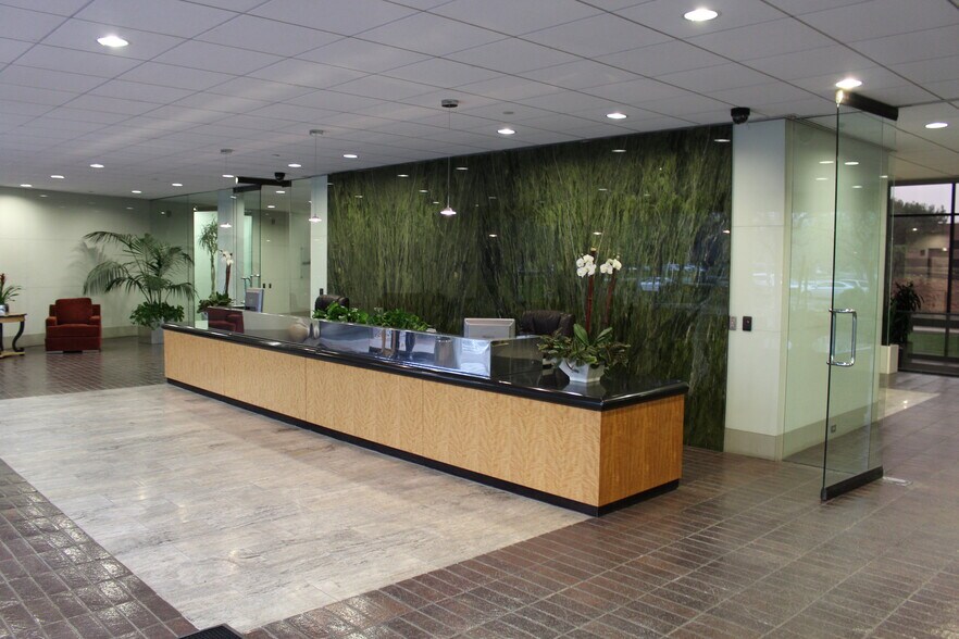 More Photos Of 4343 Von Karman Ave, Newport Beach Coworking Space