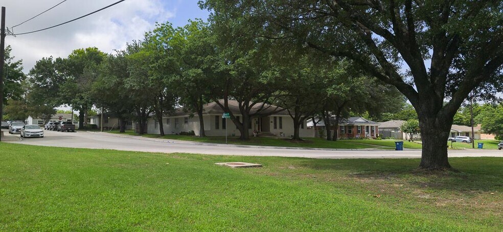 More Photos Of 202 E Interurban St, Rockwall Land For Sale