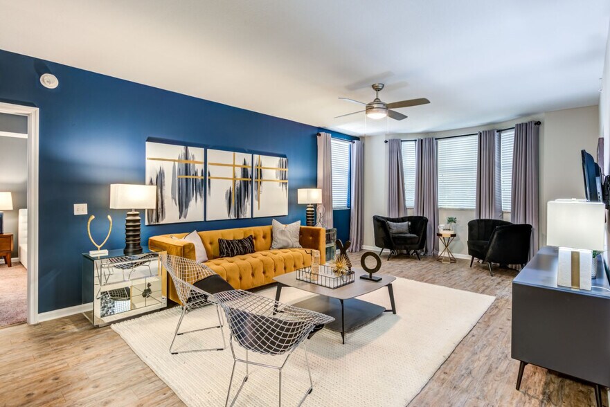More Photos Of 3880 W Broward Blvd, Fort Lauderdale Apartments For Lease