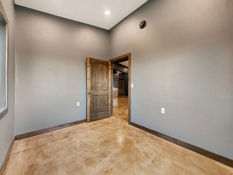 More Photos Of 3050 Highway 52 South, Minot Light Distribution For Lease