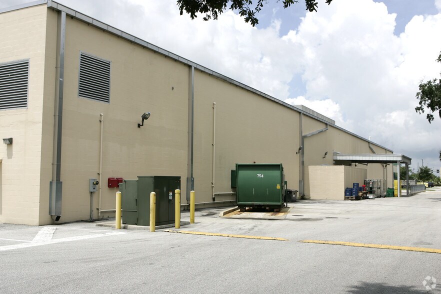 More Photos Of 7835-7897 Gunn Hwy, Tampa General Retail For Lease