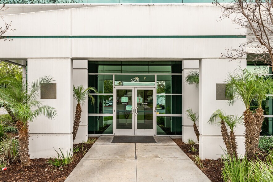 More Photos Of 6201-6251 Knott Ave, Buena Park Warehouse For Lease