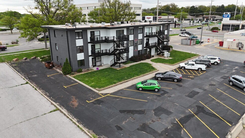 More Photos Of 111 N 56th St, Lincoln Loft Creative Space For Lease