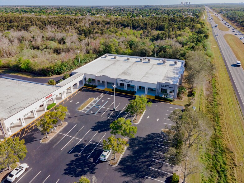 More Photos Of 6040 Collier Blvd, Naples Freestanding For Sale