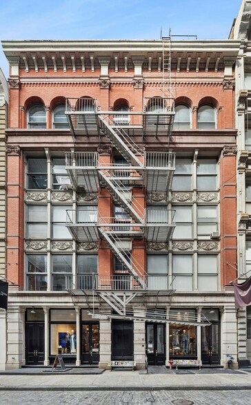 Primary Photo Of 117-119 Mercer St, New York Apartments For Lease