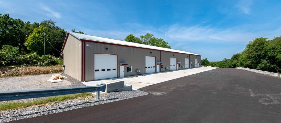 More Photos Of 1700 Grafton Rd, Morgantown Industrial For Lease