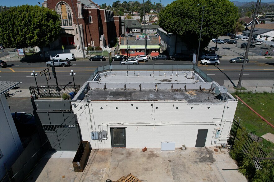 More Photos Of 5320 N Figueroa St, Los Angeles Storefront For Sale