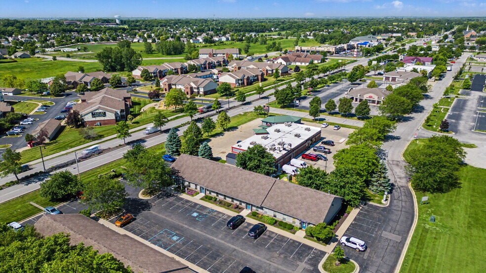 More Photos Of 2504 Veterans Memorial Pky S, Lafayette Office For Sale