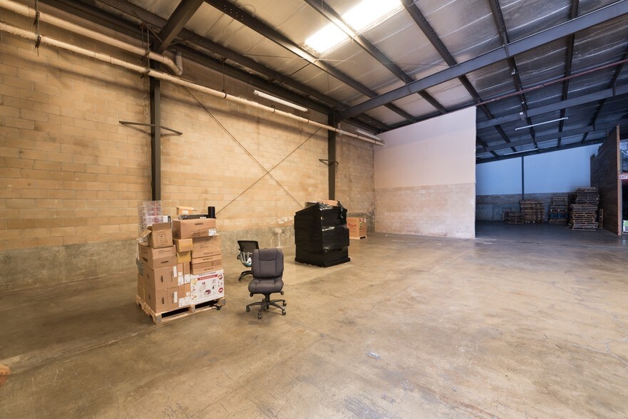 More Photos Of 3083 Aukele St, Lihue Warehouse For Lease