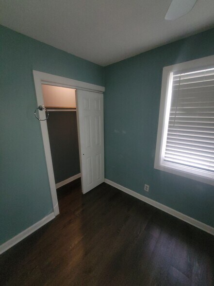 More Photos Of 2536 Indianapolis Ave, Indianapolis Apartments For Sale