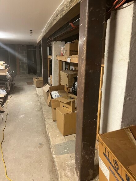 More Photos Of 1618 7th St NW, Washington Storefront Retail Office For Lease