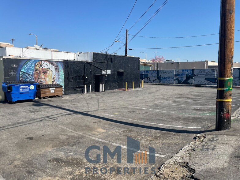 More Photos Of 5048-5050 3rd, Los Angeles Freestanding For Sale