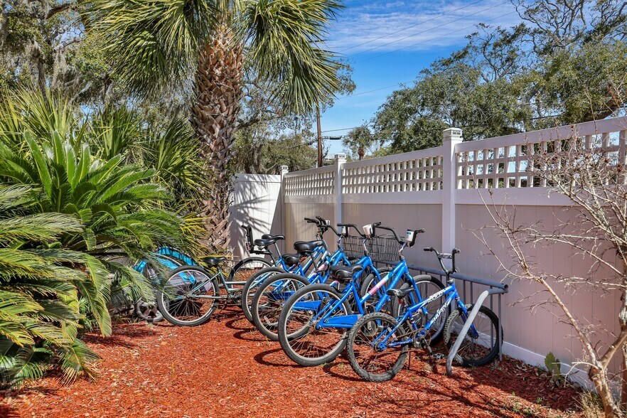 More Photos Of 24 Van Horne Ave, Tybee Island Hospitality For Sale