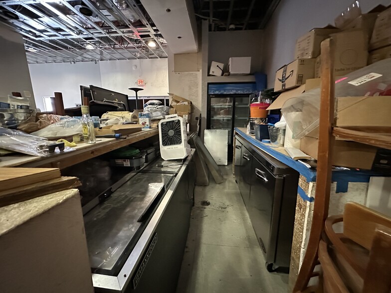 More Photos Of 2220 SW 60th Ter, Miramar Manufacturing For Sale