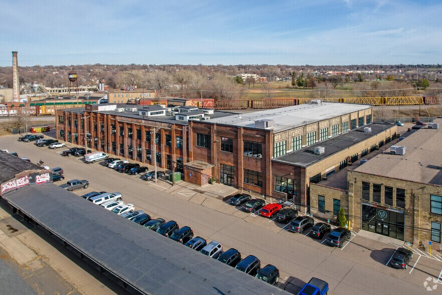 More Photos Of 1331 NE Tyler St, Minneapolis Office For Sale