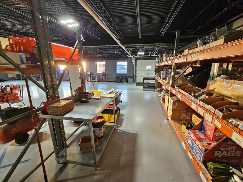More Photos Of 456 Union Blvd, Allentown Light Manufacturing For Lease