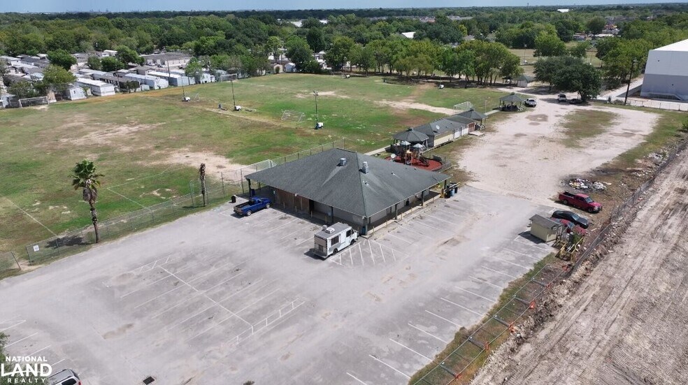 More Photos Of 11225 Forbes Rd, Houston Land For Sale