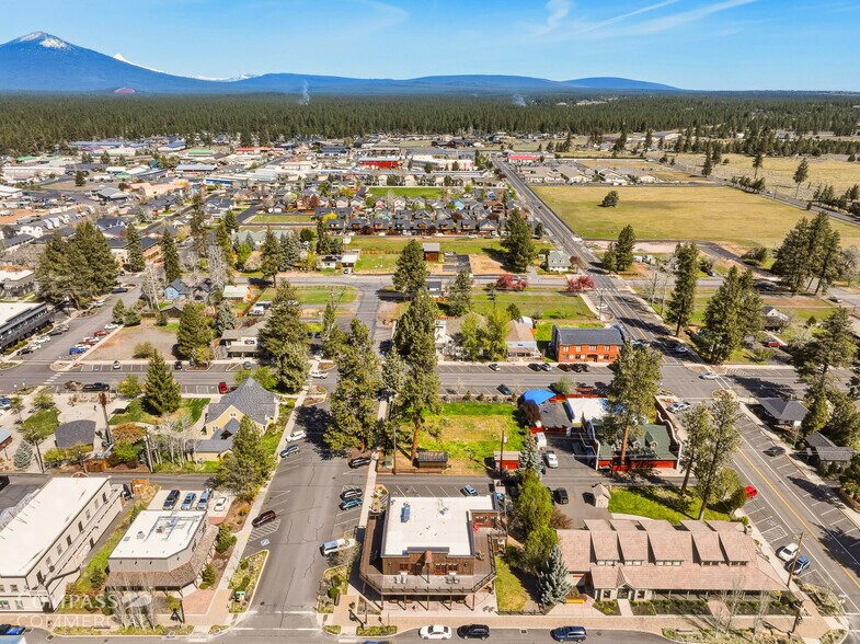More Photos Of 301 E Main Ave, Sisters Land For Sale