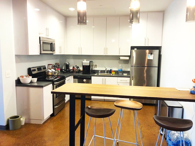 More Photos Of 404 Hunt St, Durham Office For Lease