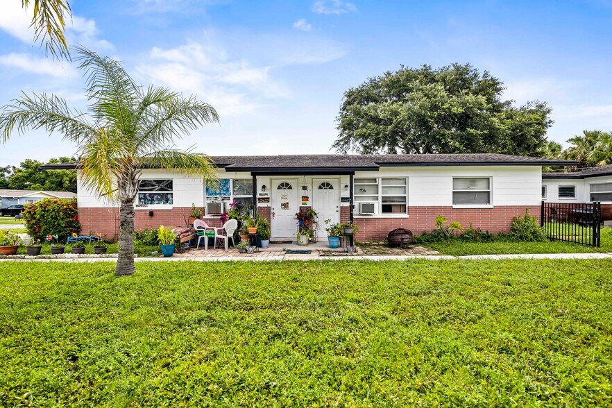 More Photos Of 6550 41st Ave N, Saint Petersburg Multifamily For Sale
