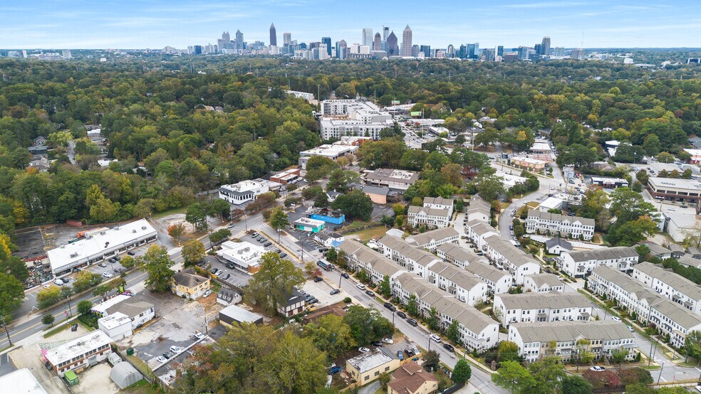 More Photos Of 2035 Manchester St NE, Atlanta Loft Creative Space For Lease