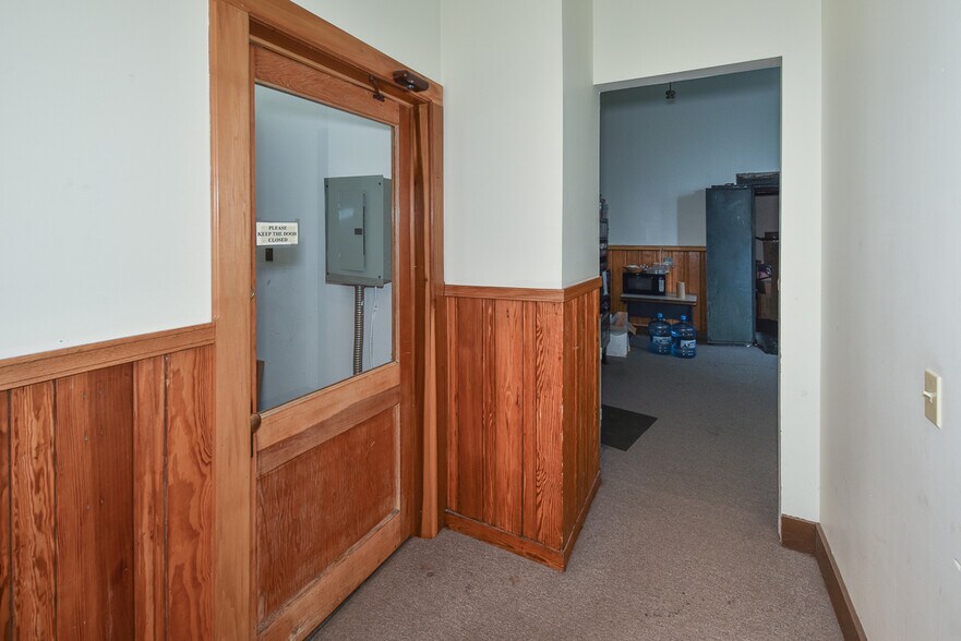 More Photos Of 4403 St Clair Ave, Cleveland Coworking Space