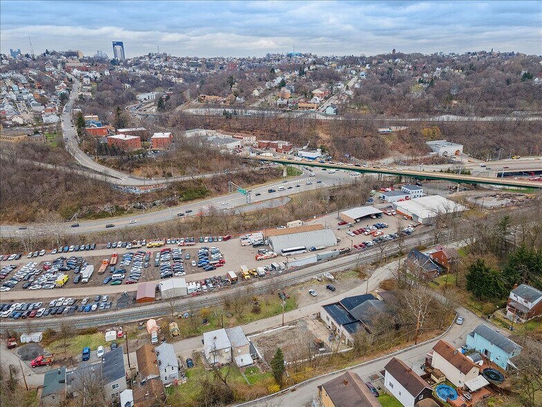 More Photos Of 84 Dawn Ave, Pittsburgh Warehouse For Lease