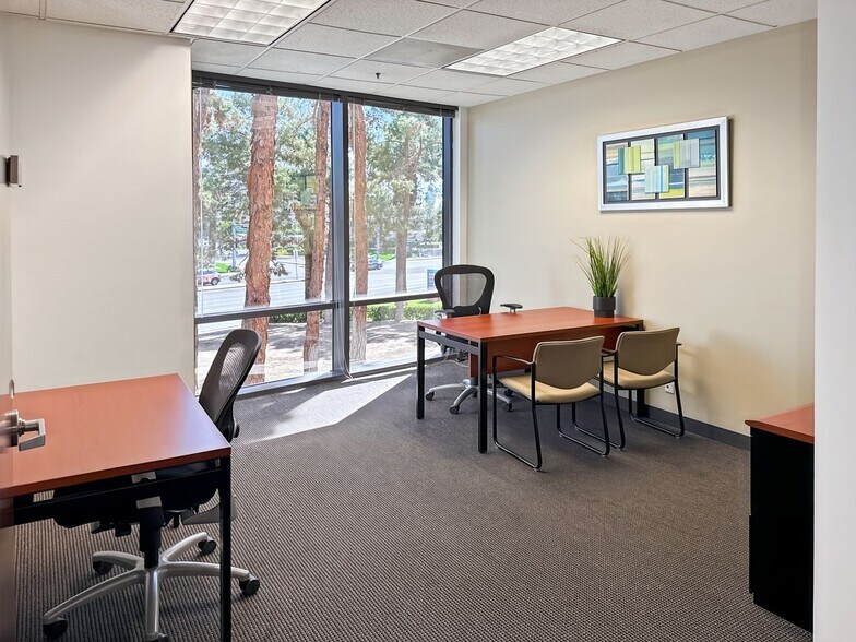 More Photos Of 3753 Howard Hughes Pky, Las Vegas Coworking Space