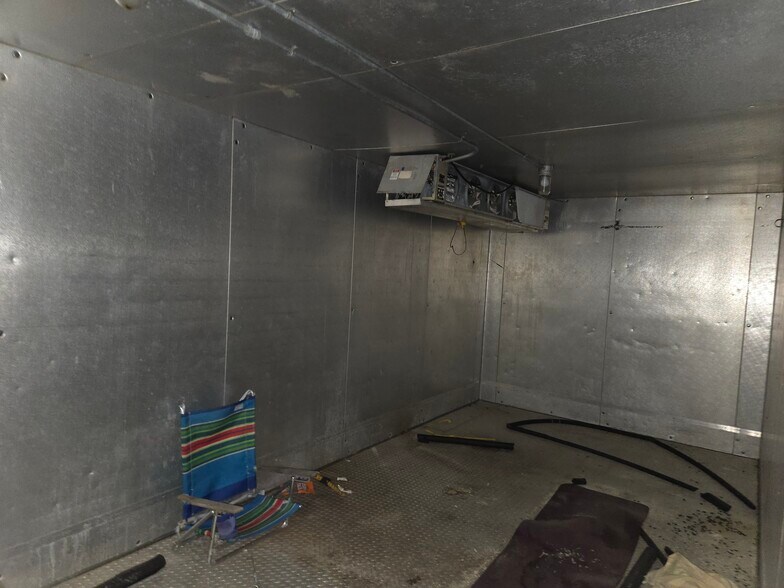 More Photos Of 7695 Ulmerton Rd, Largo Fast Food For Lease