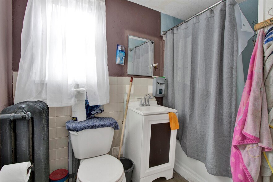 More Photos Of 238 S 5th St, Reading Apartments For Sale