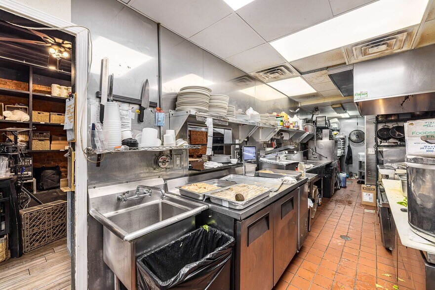 More Photos Of 35 S Peachtree St, Norcross Restaurant For Sale