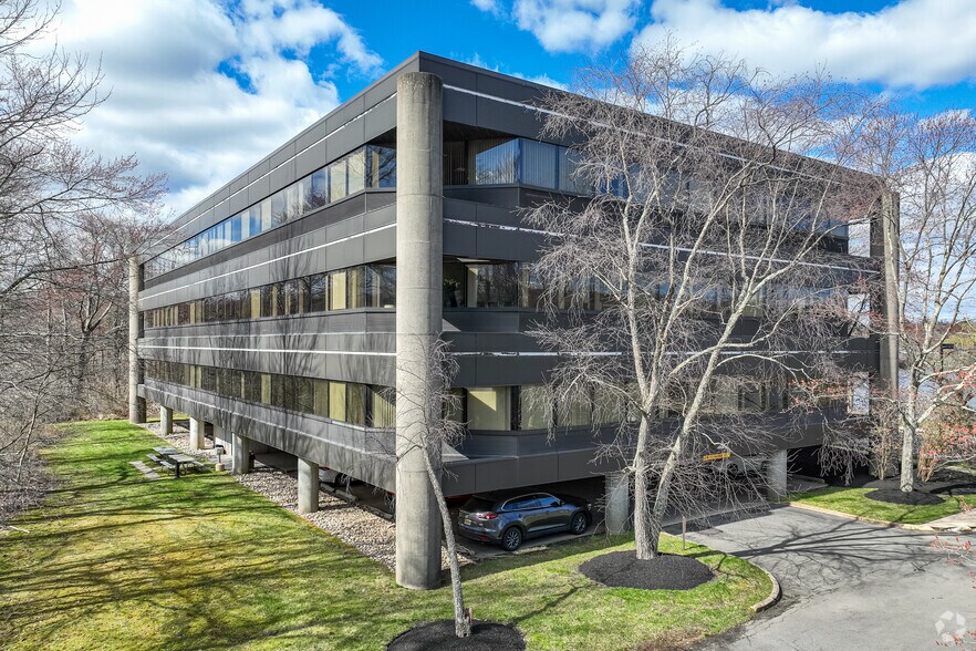 More Photos Of 300 Alexander Park, Princeton Office For Lease