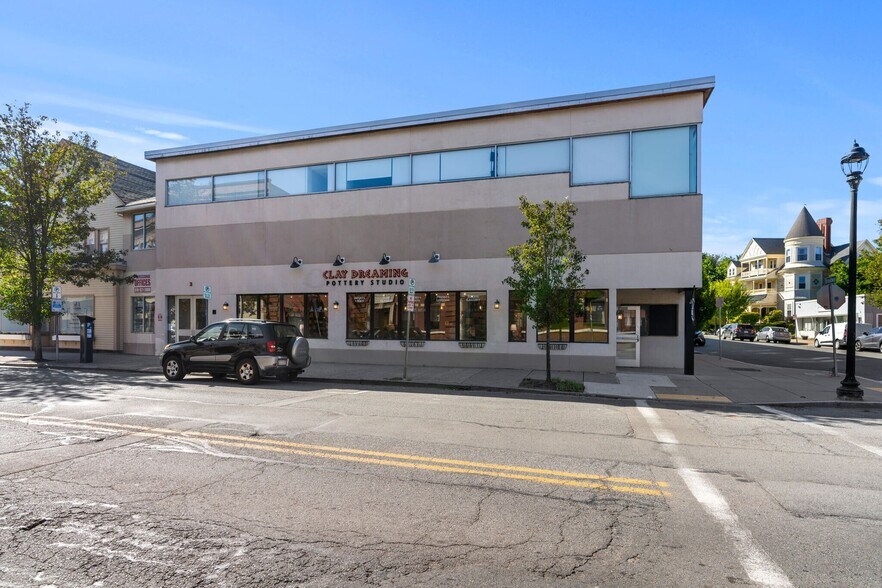 More Photos Of 6 Broadway, Beverly Medical For Lease