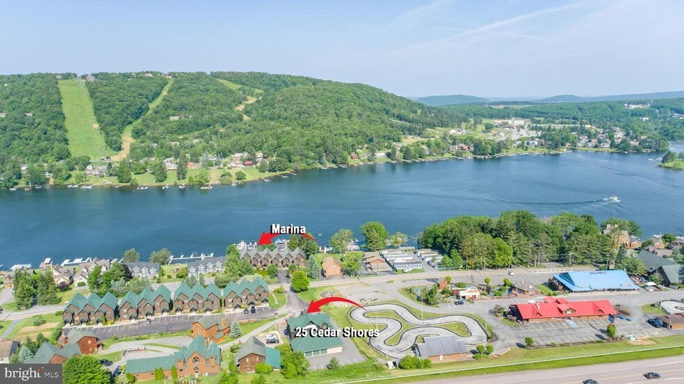 More Photos Of 25 Cedar Shores dr, Mchenry Marina For Sale