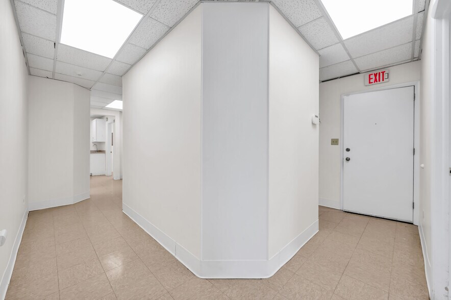 More Photos Of 102-104 S Main St, Manville Office Residential For Lease