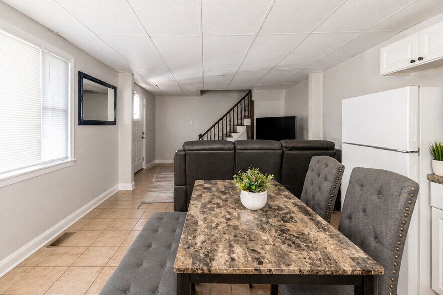 More Photos Of 799-801 N Main St, Fall River Apartments For Sale