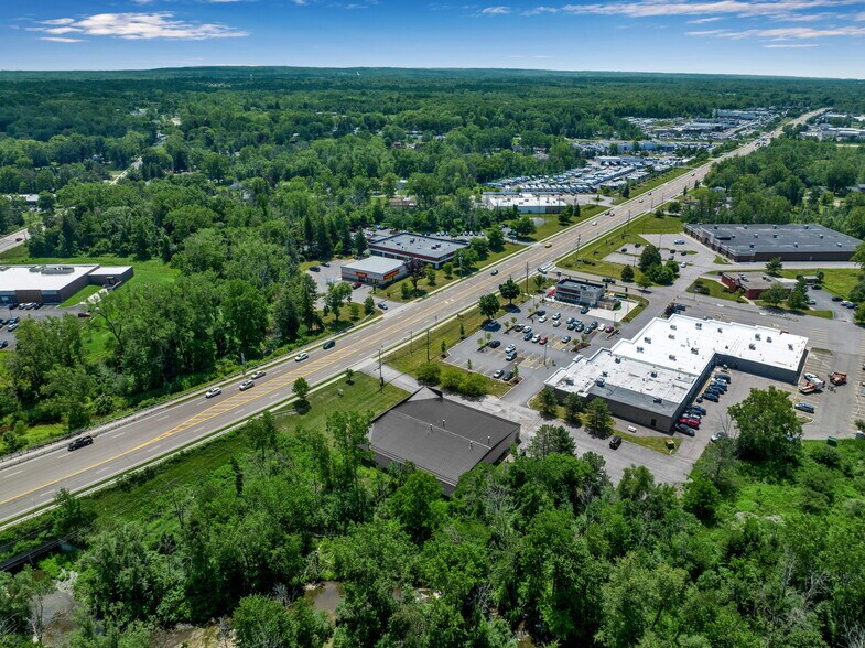 More Photos Of 3310 Southwestern Blvd, Orchard Park Freestanding For Lease