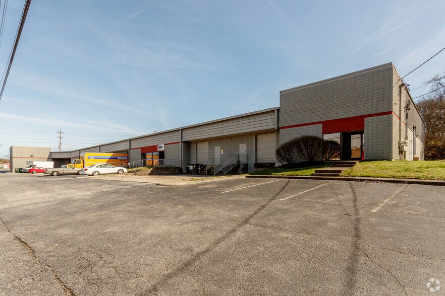 More Photos Of 1205 Antioch Pike, Nashville Warehouse For Lease