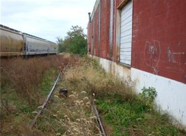 More Photos Of 27 Hubbell Ave, Salem Manufacturing For Sale