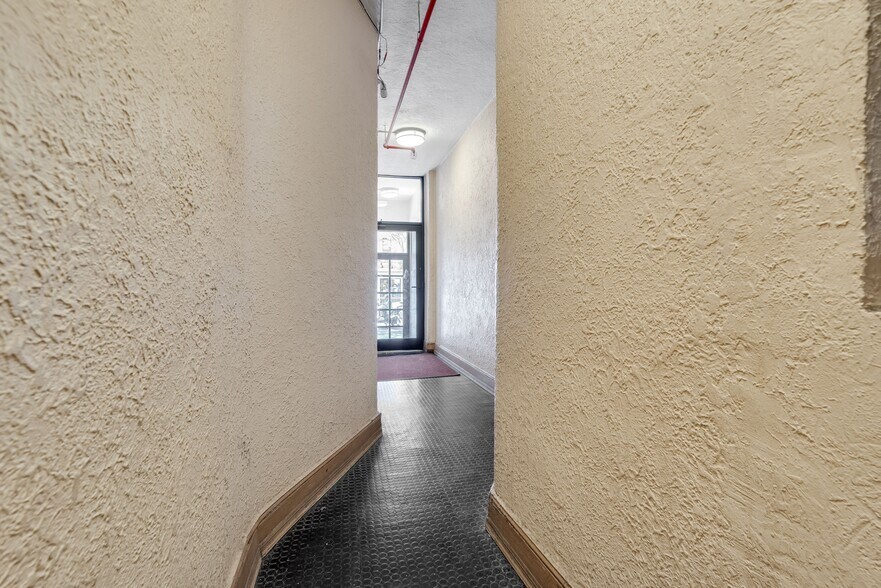 More Photos Of 925 Columbus Ave, New York Apartments For Sale