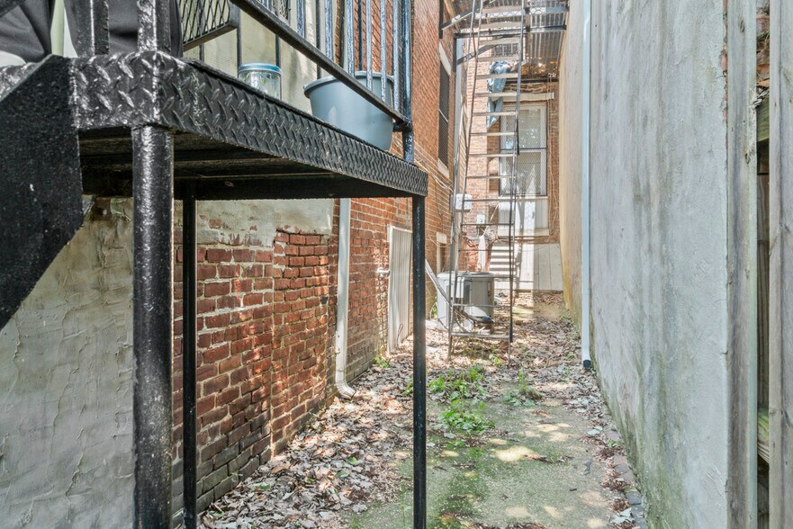 More Photos Of 885 W Lombard St, Baltimore Apartments For Sale