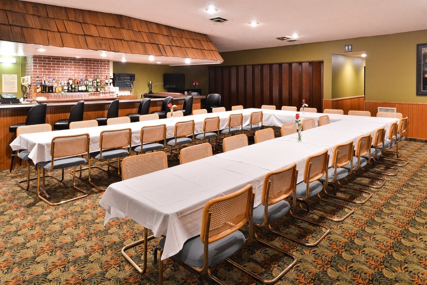More Photos Of 2830 US Highway 160 W, Monte Vista Hotel For Sale