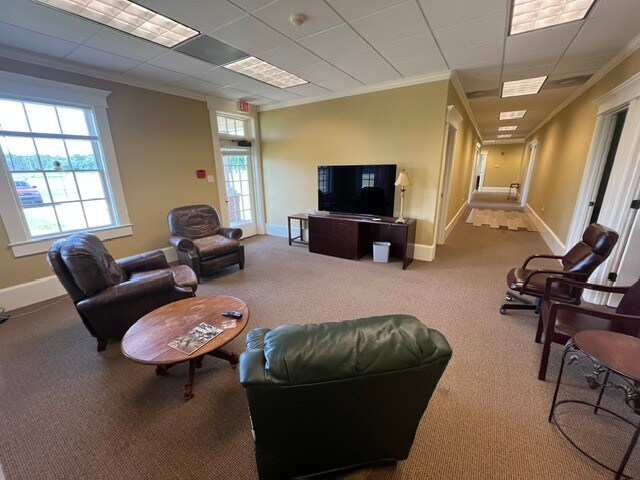 More Photos Of 350 Sumter St, Plains Warehouse For Sale