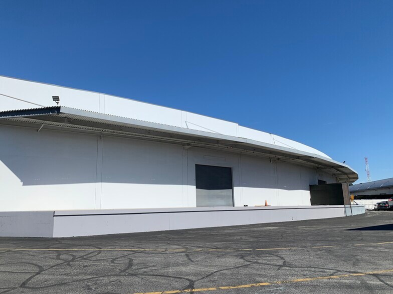 More Photos Of 3550 Tyburn St, Los Angeles Warehouse For Lease