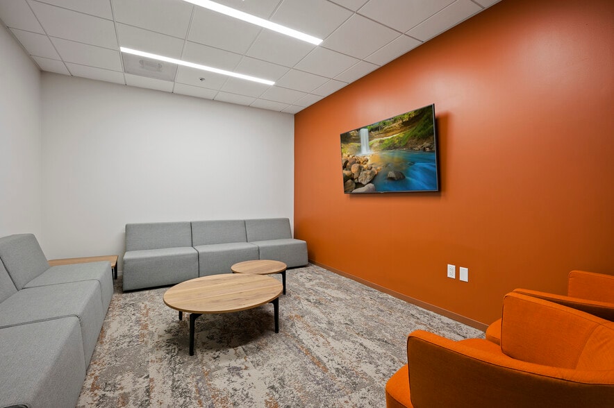 More Photos Of 2150 Towne Centre Pl, Anaheim Unknown For Lease