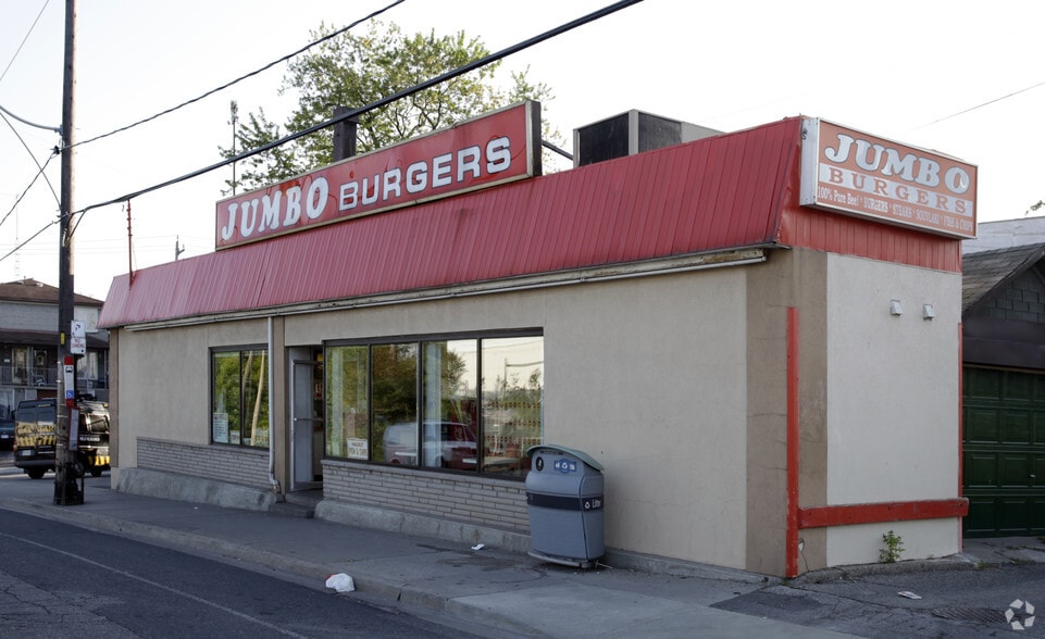 More Photos Of 685 Runnymede Rd, Toronto Fast Food For Sale