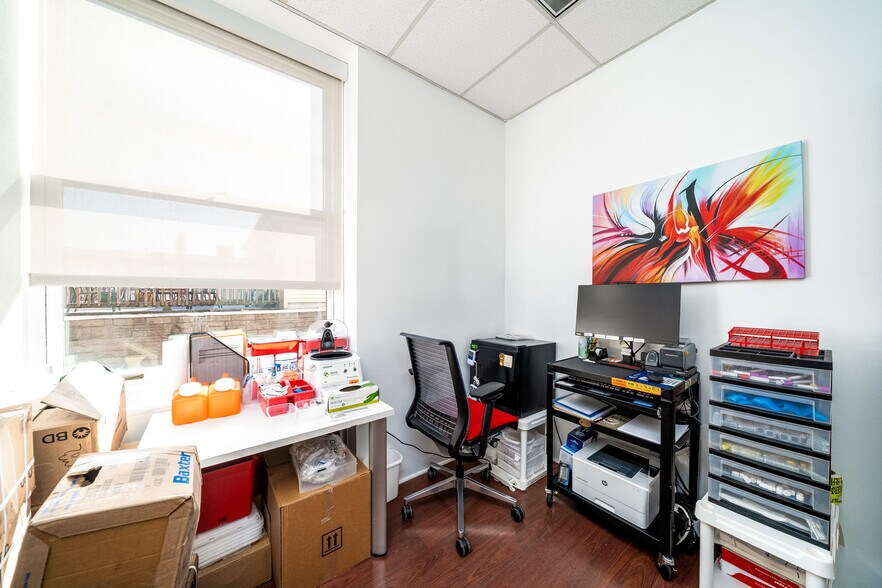 More Photos Of 2000 West St, Union City Office Residential For Sale