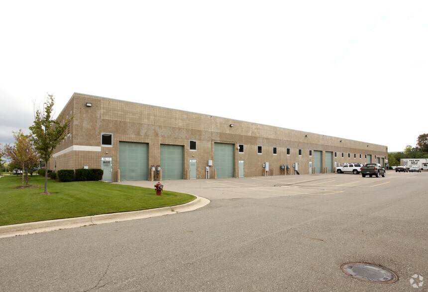 More Photos Of 29445 Beck Rd, Wixom Research And Development For Lease