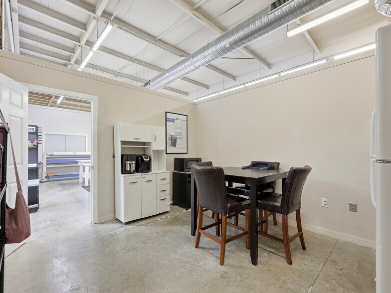 More Photos Of 4425 US Highway 1 S, Saint Augustine Light Distribution For Sale