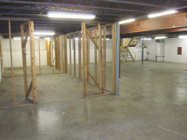 More Photos Of 2708 Shenandoah Ave NW, Roanoke Warehouse For Sale